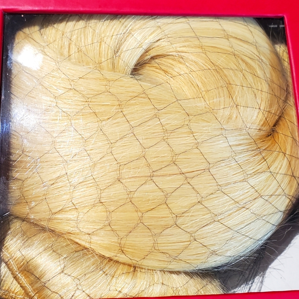 LUXY "20 inch Hair extensions classic collection, 220 grams   BRAND NEW🌈🌟